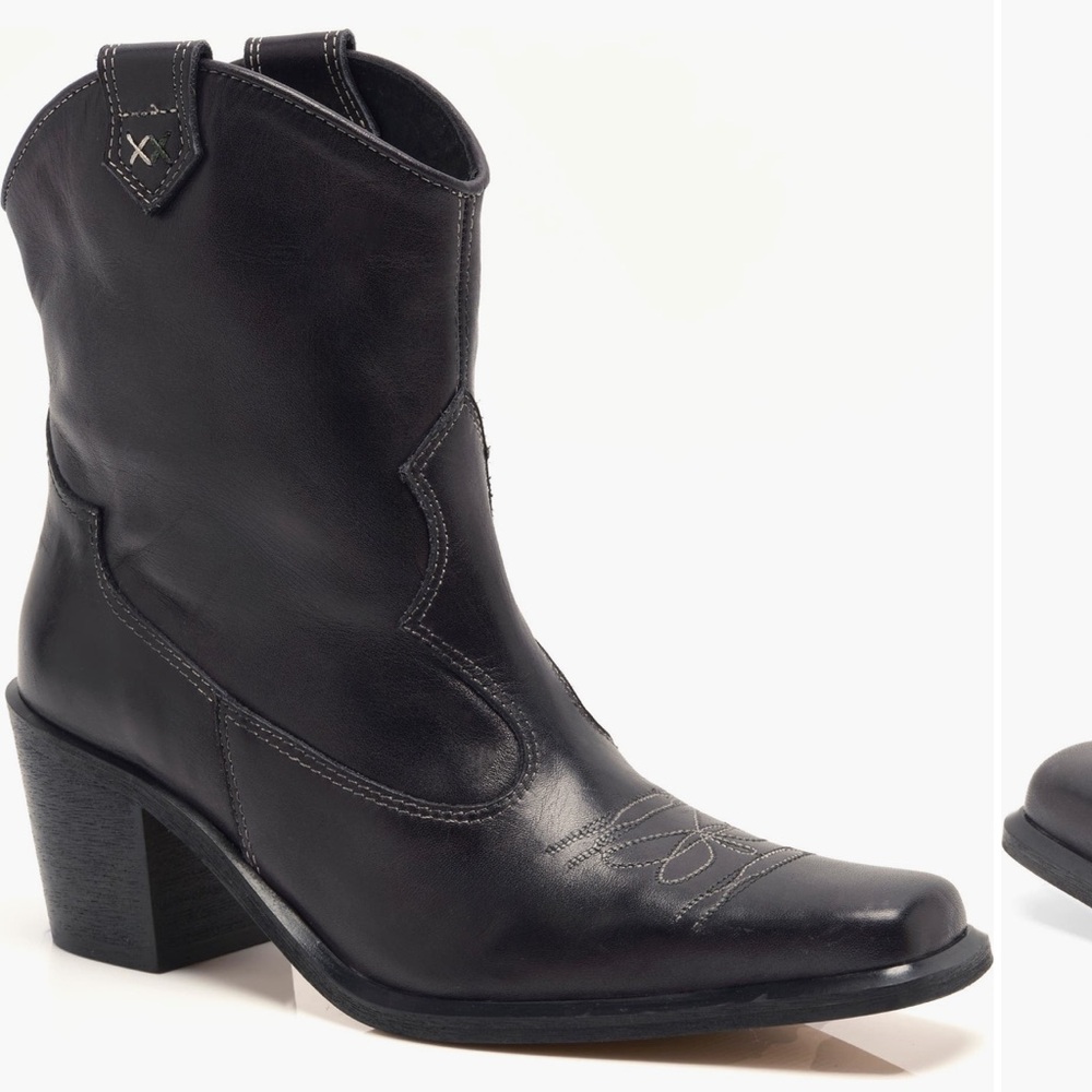 New Anthropologie x Free People Wandering Western Boot Bootie Black Sz 8